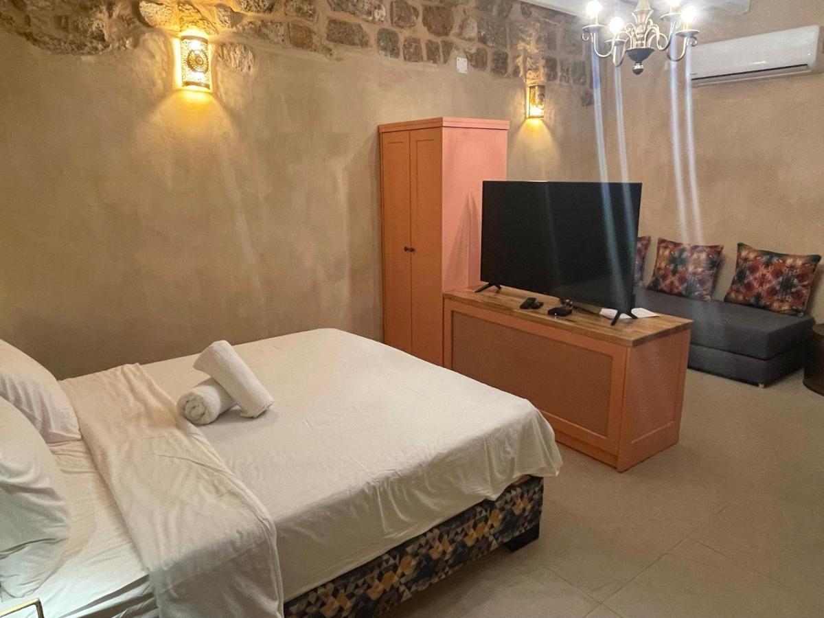 Arabesque House Bed & Breakfast Acra Exterior foto