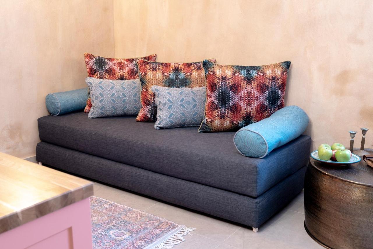 Arabesque House Bed & Breakfast Acra Exterior foto